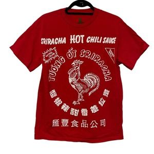 Sriracha Hot Chili Sauce Mens T-Shirt Medium Red Short Sleeve Crew Neck